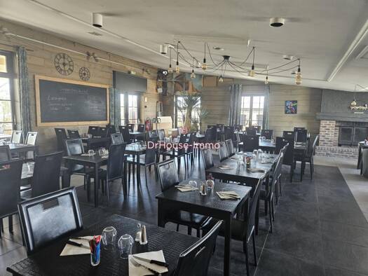 Bar / Café à vendre Fonds de commerce 265 000 € 350 m² d'espace de restauration Bray-Dunes 59123