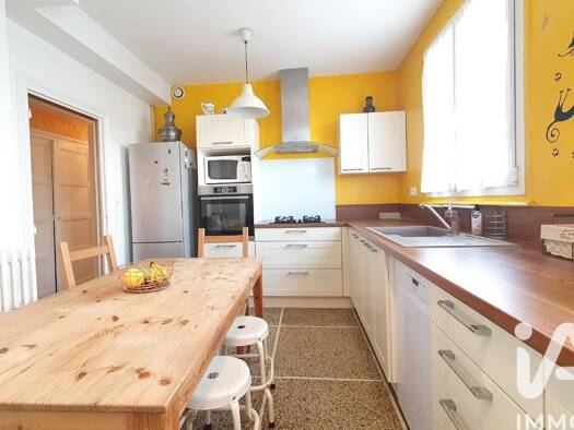 Appartement à vendre 149 000 € 4 pièces 3 chambres 78 m² RDC/3 Saint Alyre Clermont-Ferrand 63100