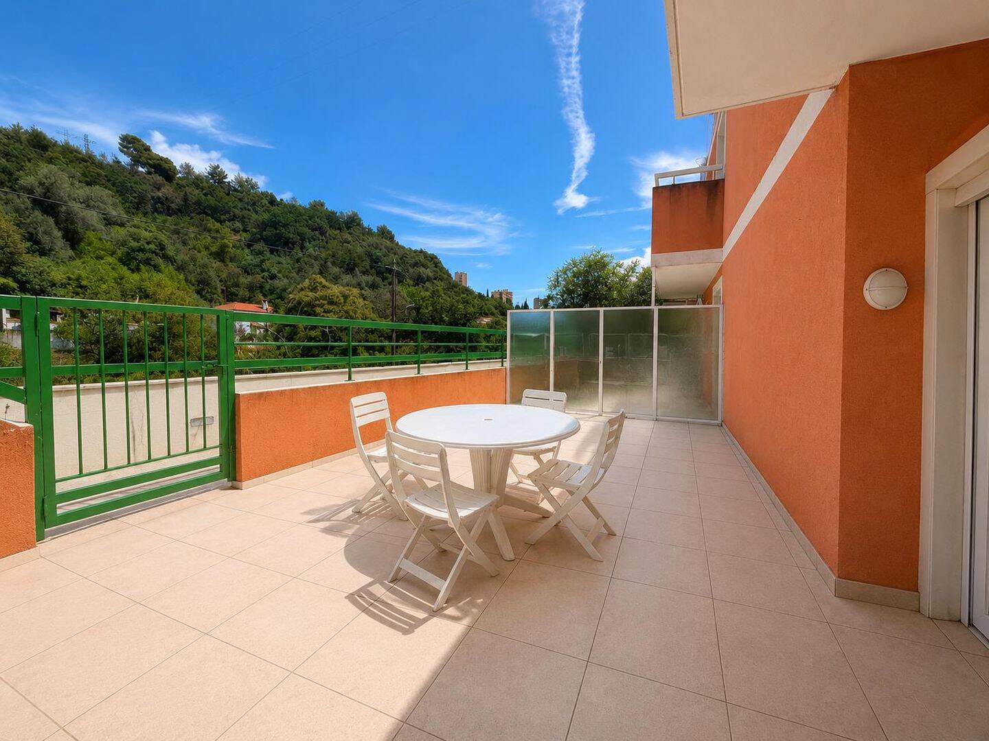Appartement 1 pièce 34 m² · à Menton · 34 m² · 185 000 €