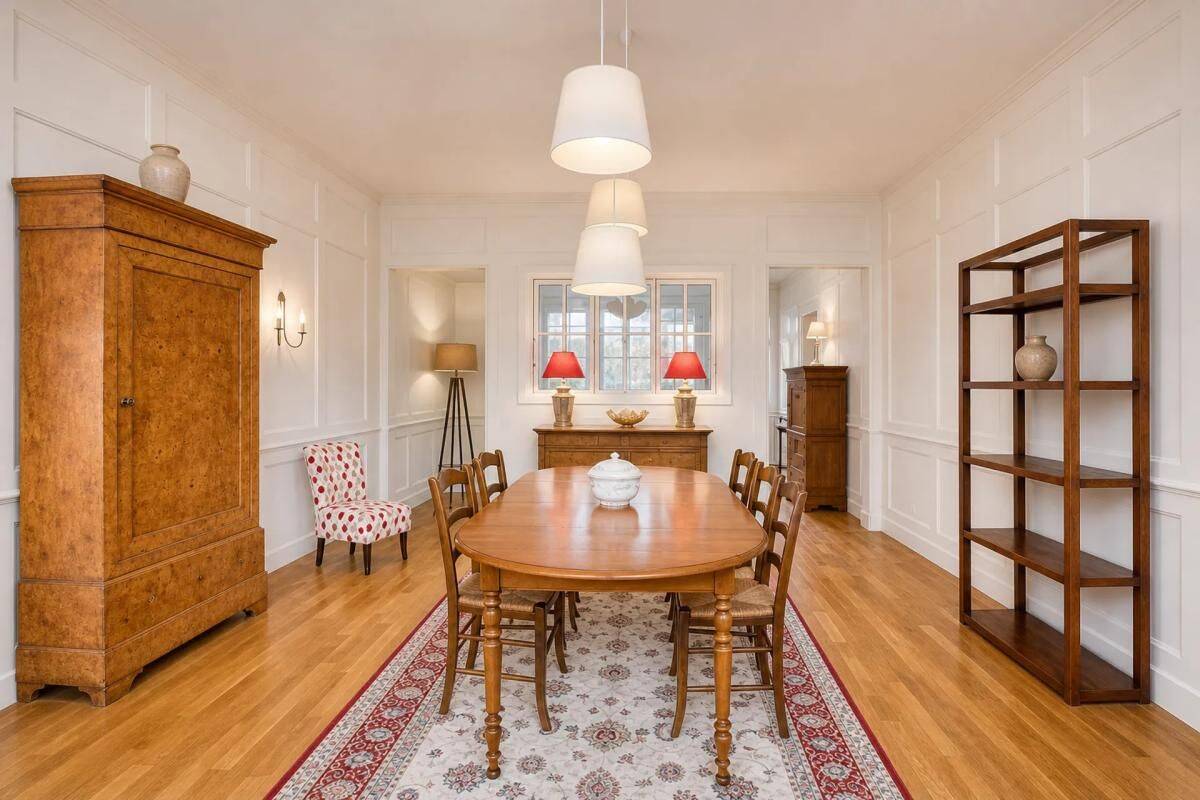 Maison 12 pièces 180 m² · à Vic-sur-Seille · 180 m² · 550 000 €
