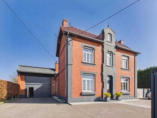 Demeure à vendre 434 000 € 6 pièces 4 chambres 160 m² 1 800 m² de terrain Ouest Orchies 59310