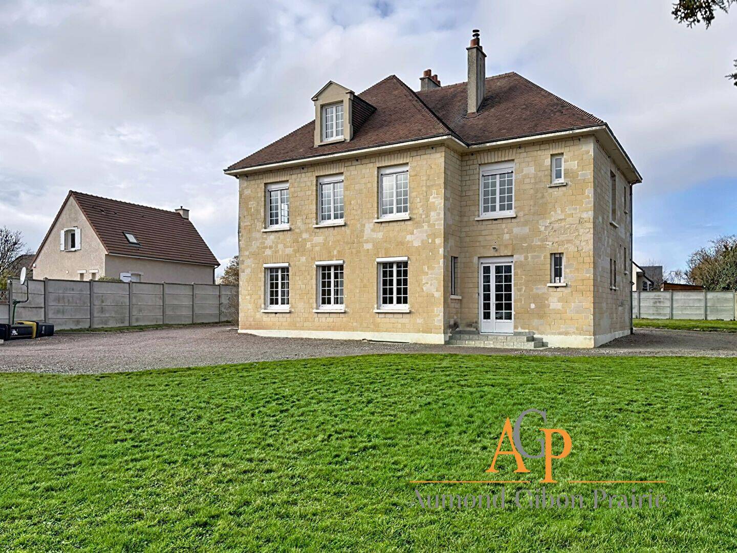 Maison 7 pièces 170 m² · à Maltot · 170 m² · 469 000 €