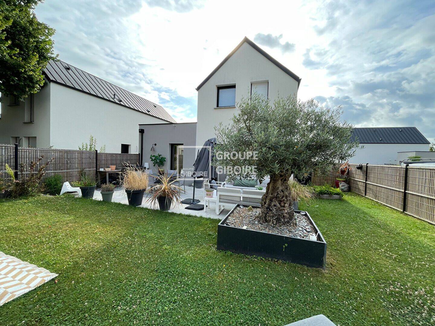 Maison 4 pièces 93 m² · à La Chapelle-des-Fougeretz · 93,2 m² · 392 200 €