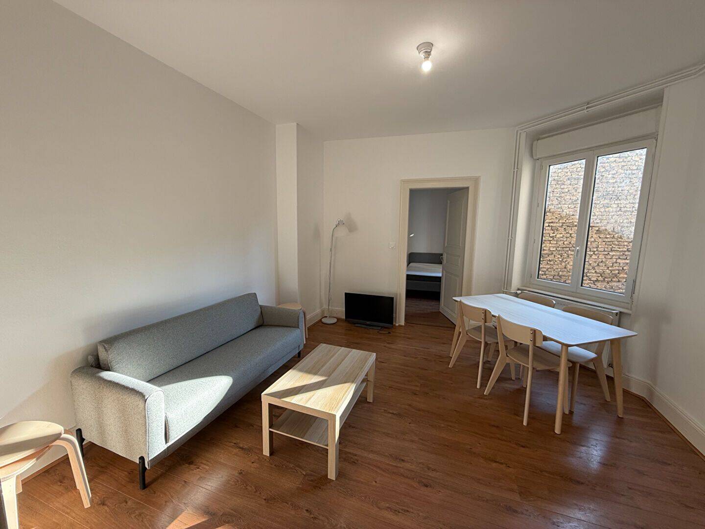 5 pièces 107 m² · à Strasbourg · 106,7 m² · 1 500 €/mois