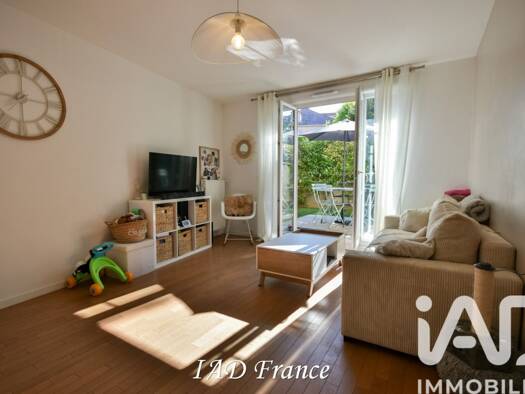 Appartement à vendre 244 000 € 3 pièces 2 chambres 64 m² RDC/3 Danièle-Petit Bontemps Plaisir 78370