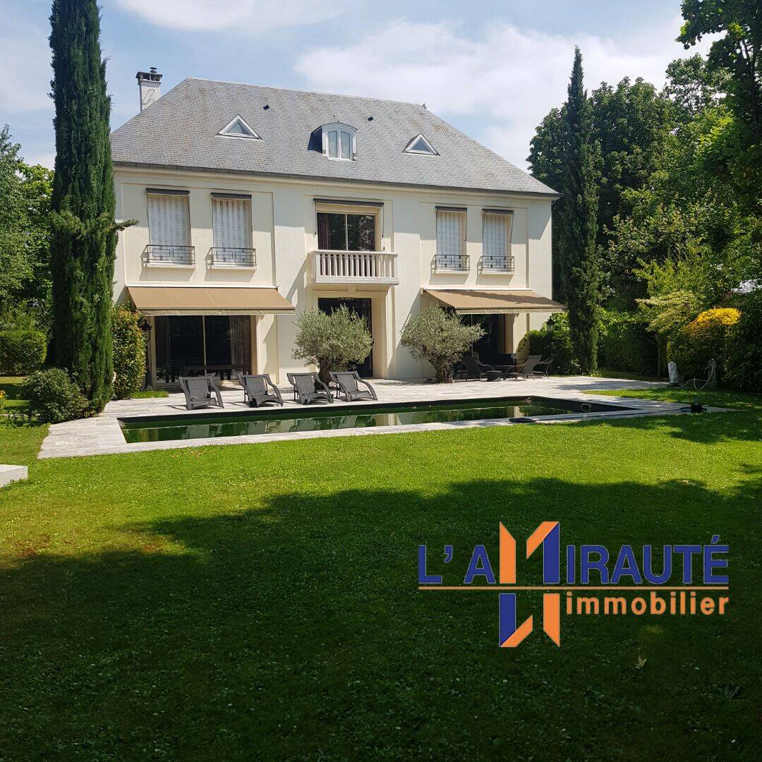 Maison 11 pièces 950 m² · à Maisons-Laffitte · 950 m² · 3 650 000 €