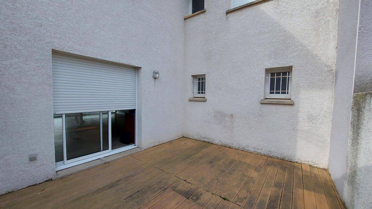 Appartement 3 pièces 90 m² · à Villeneuve-lès-Béziers · 90 m² · 775 €
