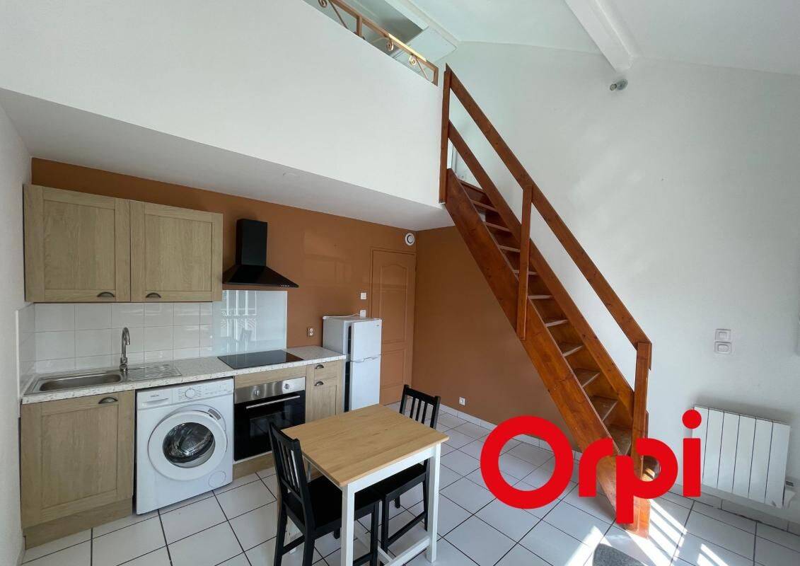 Appartement 2 pièces 28 m² · à Vénissieux · 28 m² · 670 €/mois