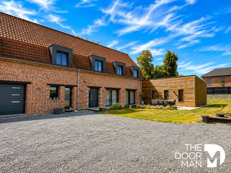 Maison 5 pièces 162 m² · à Préseau · 162 m² · 530 000 €
