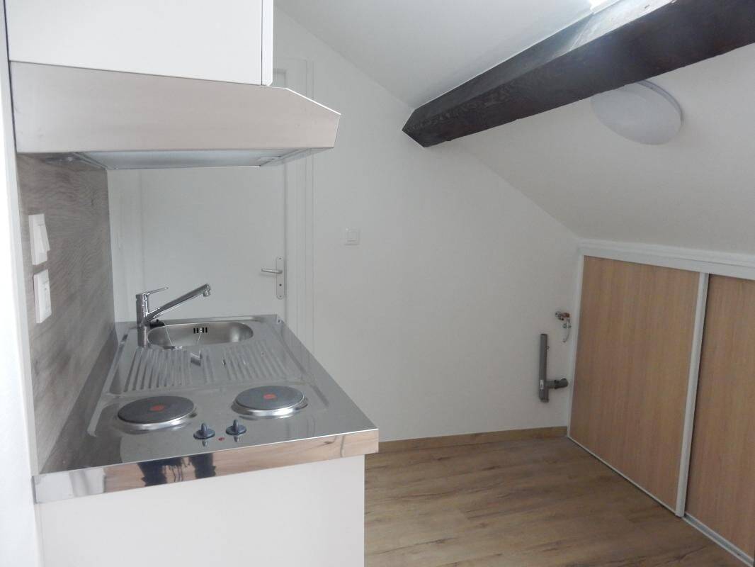 Appartement 1 pièce 18 m² · à Aix-les-Bains · 18 m² · 450 €/mois