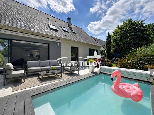 Maison de plain-pied à vendre 599 000 € 9 pièces 6 chambres 227,1 m² 670 m² de terrain Nord Bruz 35170