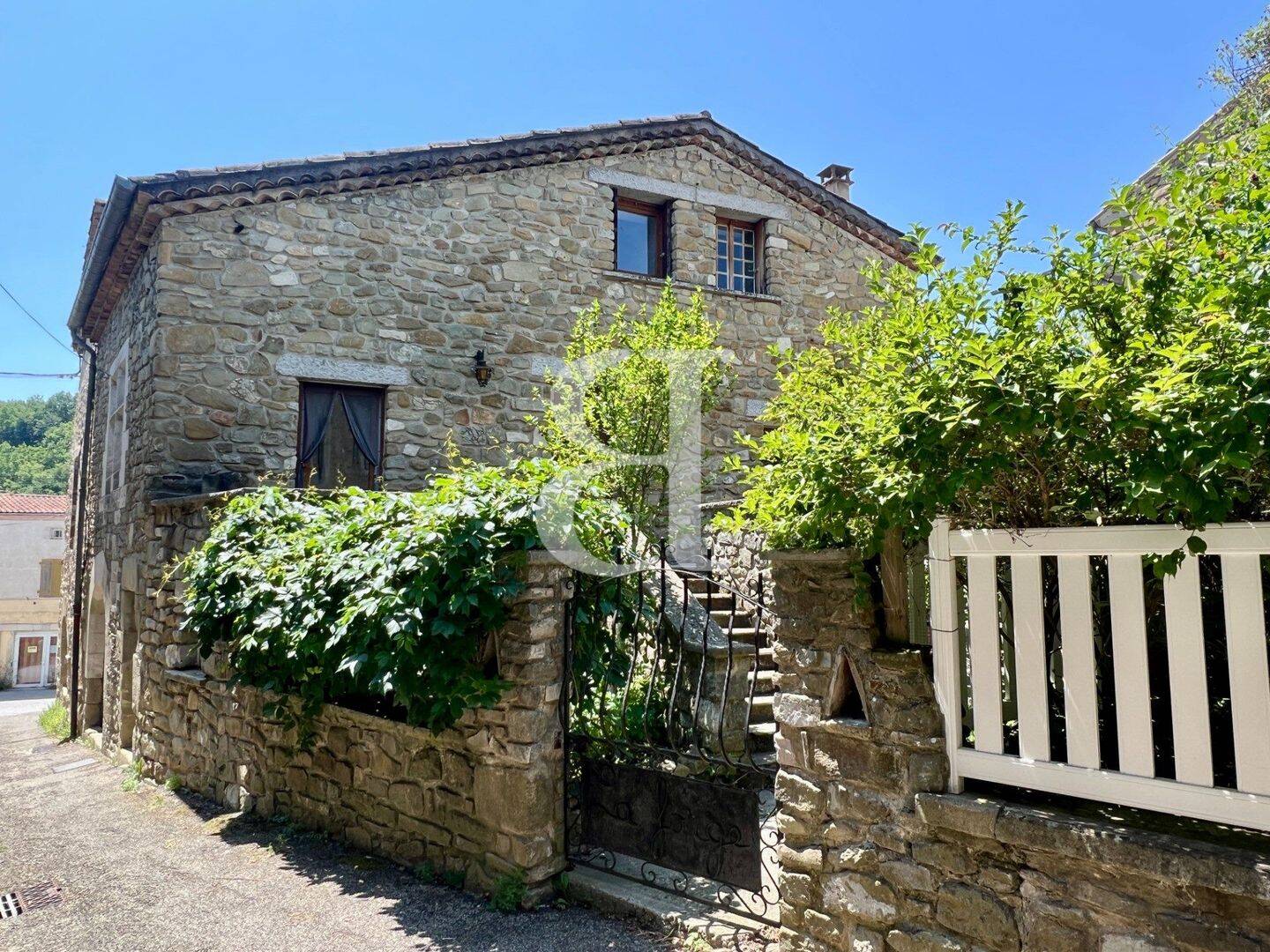 Maison 4 pièces 90 m² · à Dieulefit · 90 m² · 155 000 €