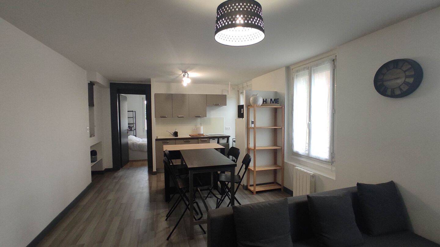 Appartement 2 pièces 36 m² · à Ambérieu-en-Bugey · 35,8 m² · 580 €/mois