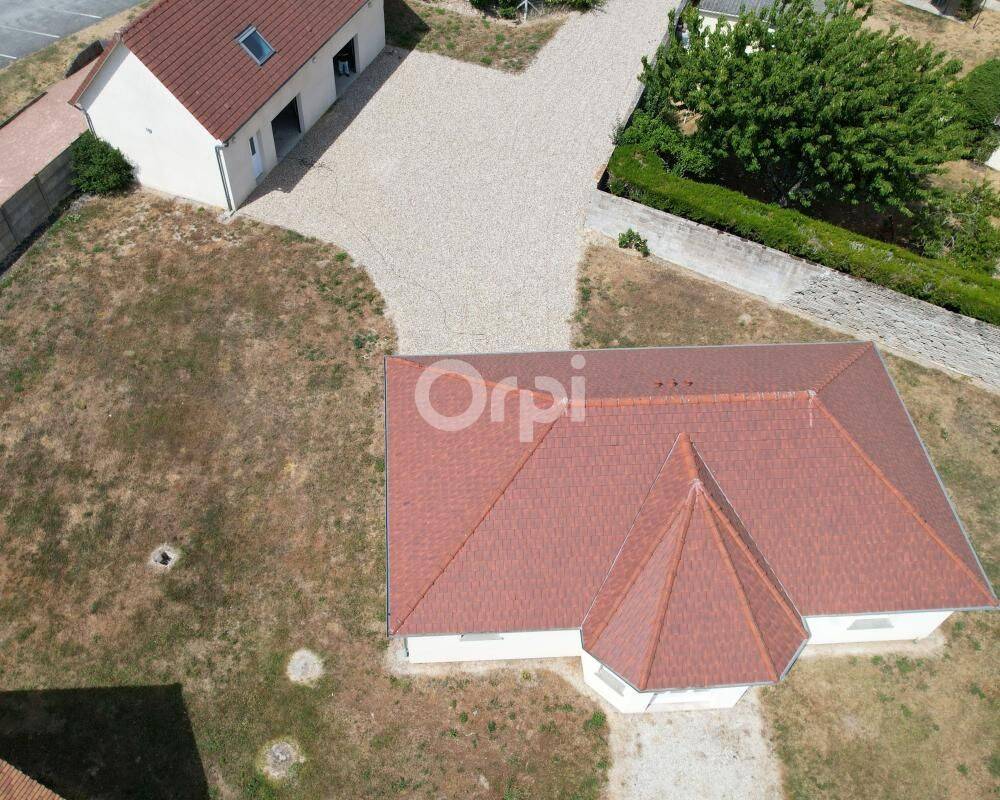 Maison 5 pièces 140 m² · à Parville · 140 m² · 296 000 €