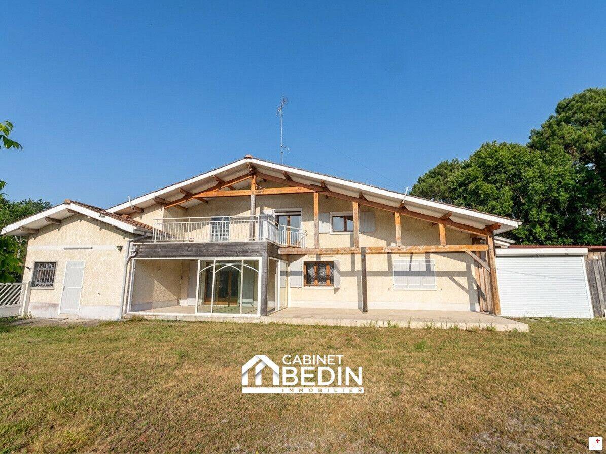Maison 8 pièces 167 m² · à Gujan-Mestras · 167 m² · 650 000 €