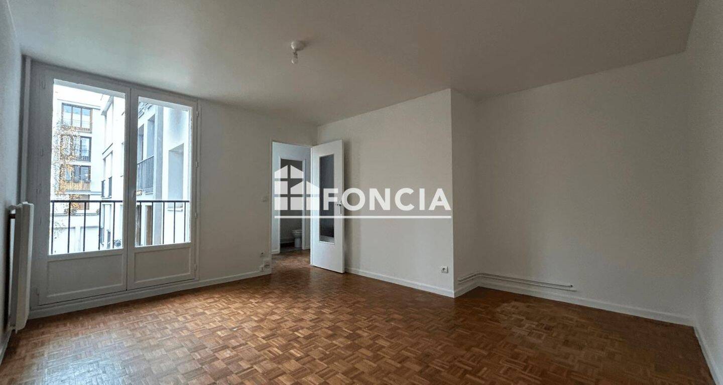 Appartement 1 pièce 33 m² · à Chatou · 33,5 m² · 730 €/mois