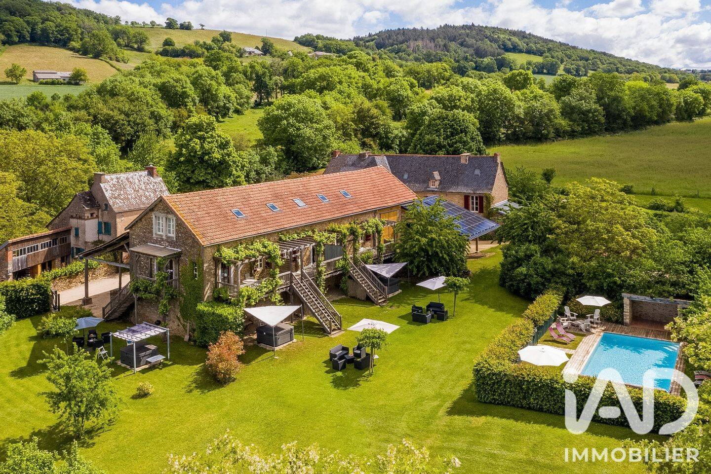 Maison 7 pièces 453 m² · à Bournazel · 453 m² · 838 000 €
