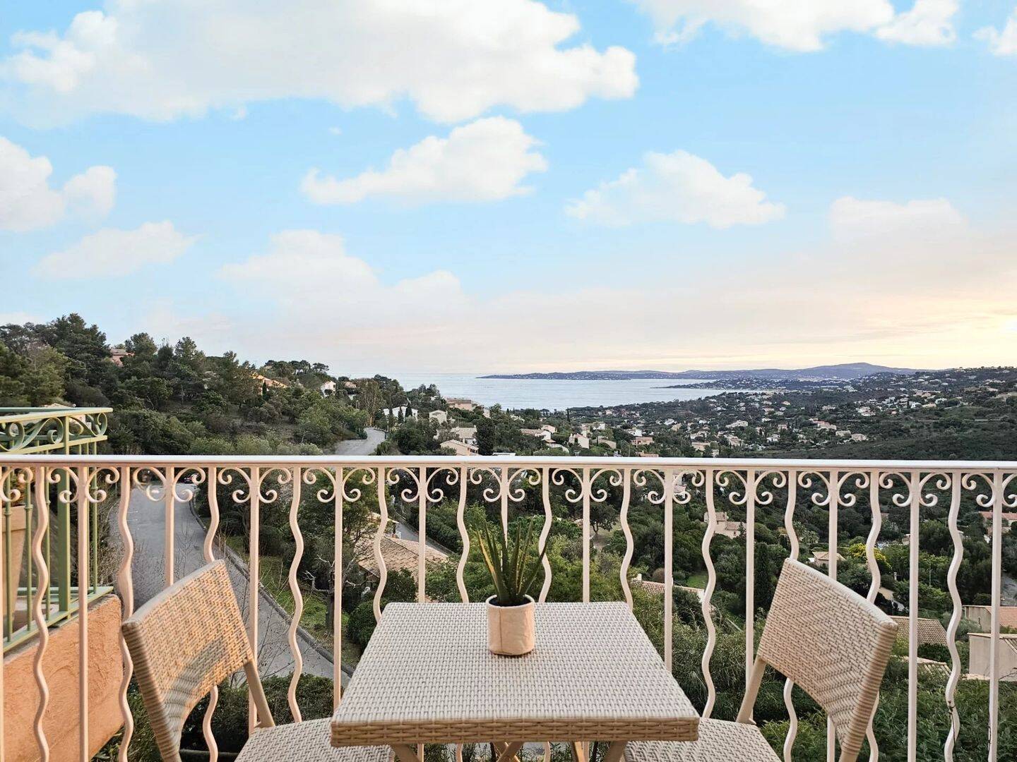 Appartement 2 pièces 38 m² · à Roquebrune-sur-Argens · 38 m² · 229 000 €