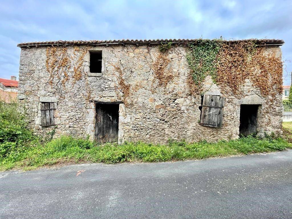 Maison 1 pièce 136 m² · à Gétigné · 136 m² · 55 000 €