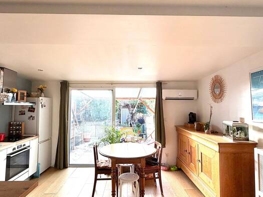 Appartement à vendre 186 000 € 2 pièces 1 chambre 44 m² RDC/2 Puget-Ville 83390