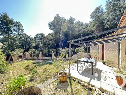 Maison de plain-pied à vendre 330 000 € 4 pièces 3 chambres 103 m² 750 m² de terrain Calvisson 30420