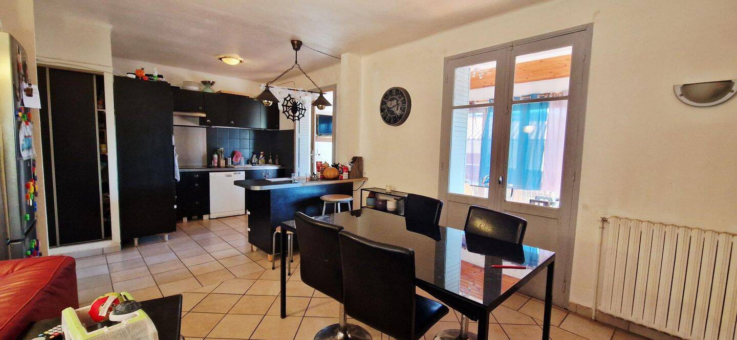 Maison 4 pièces 91 m² · à Pont-Saint-Esprit · 90,7 m² · 159 000 €