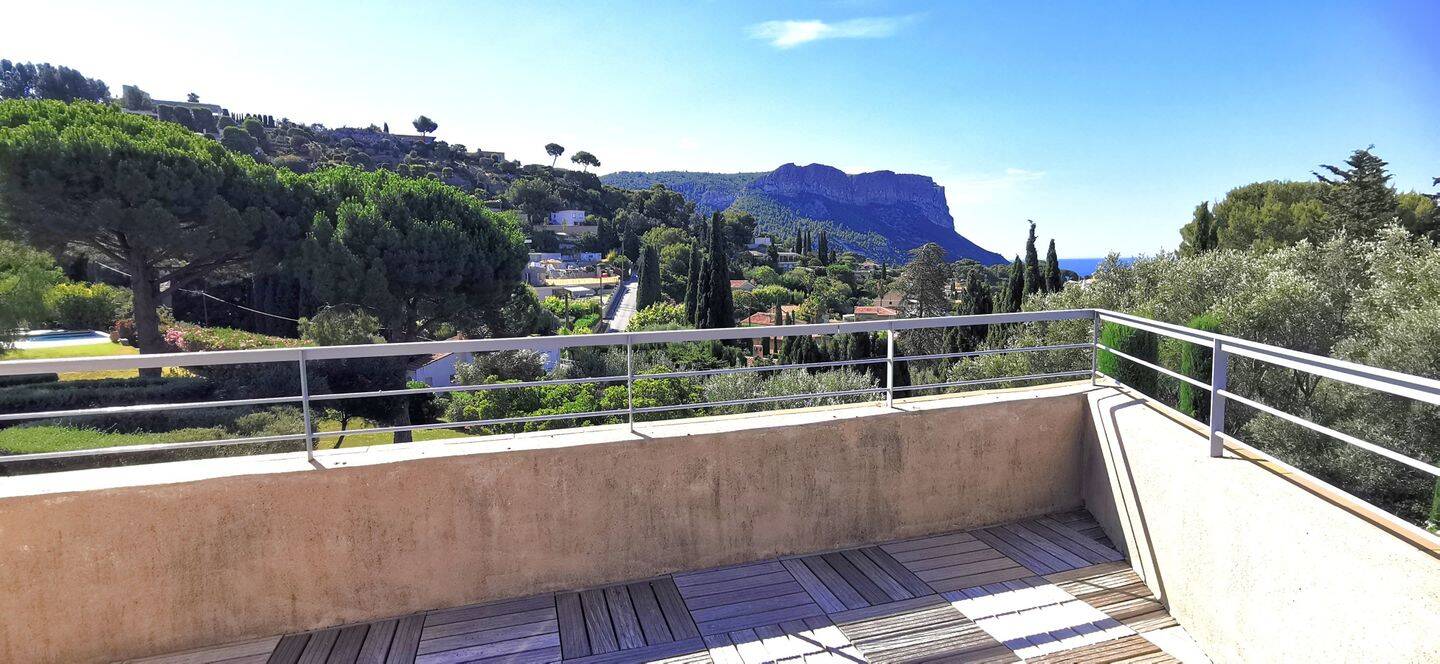 Appartement 4 pièces 97 m² · à Cassis · 96,6 m² · 920 000 €