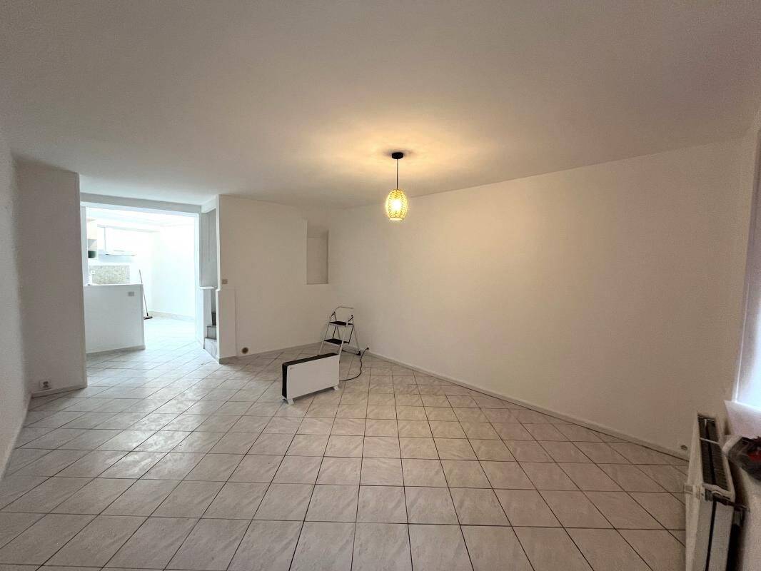 Maison 3 pièces 58 m² · à Lizy-sur-Ourcq · 57,5 m² · 910 €