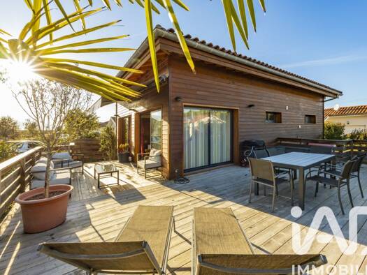 Maison à vendre 377 000 € 3 pièces 2 chambres 96 m² 400 m² de terrain Azur 40140