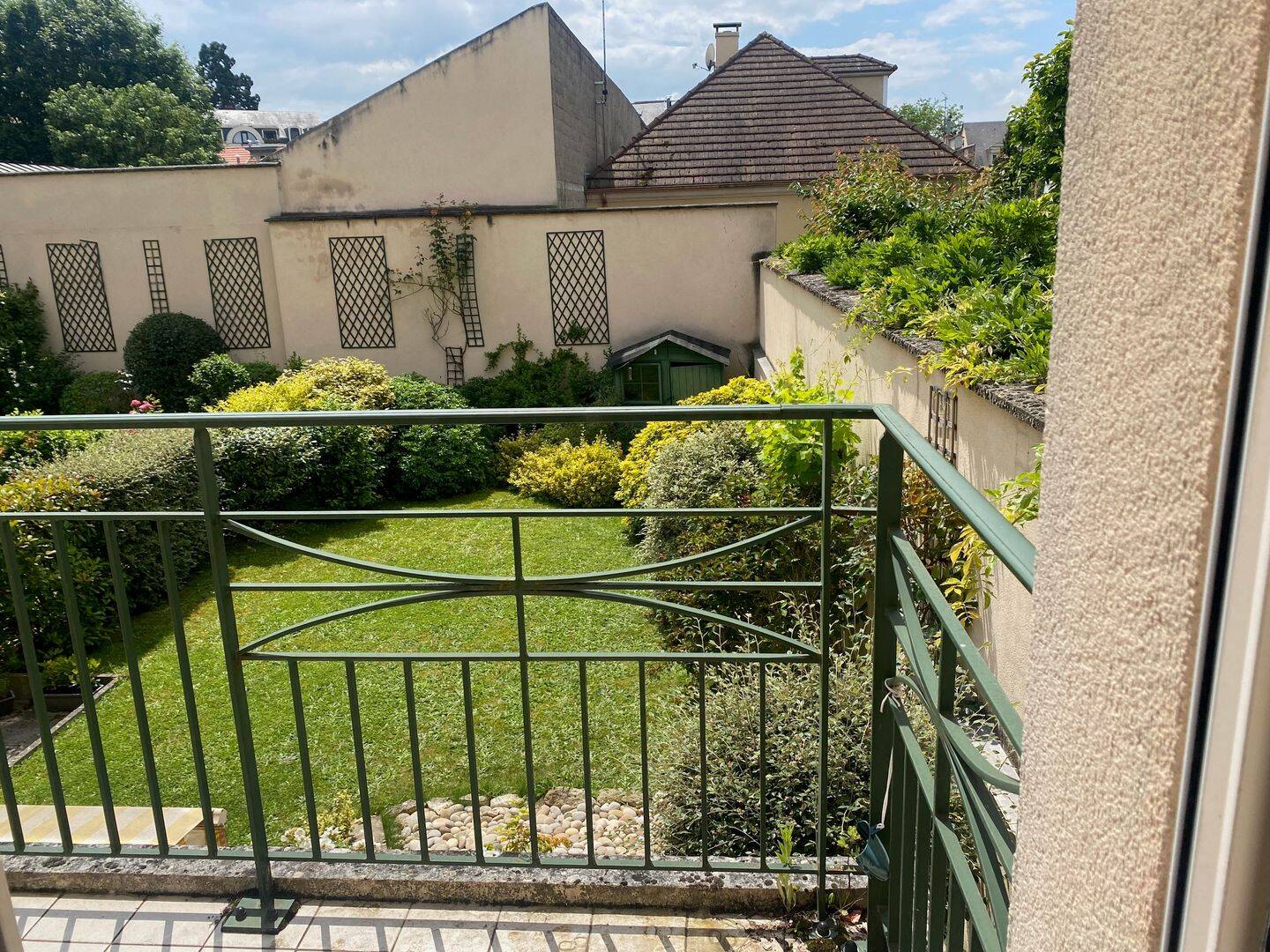 Appartement 4 pièces 96 m² · à Versailles · 95,8 m² · 1 828 €