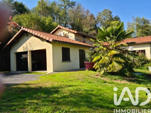 Maison à vendre 342 800 € 4 pièces 3 chambres 146 m² 7 112 m² de terrain Saint-Yrieix-sous-Aixe 87700