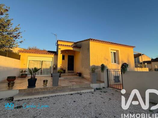 Maison de plain-pied à vendre 475 000 € 6 pièces 4 chambres 150 m² 817 m² de terrain Montfrin 30490