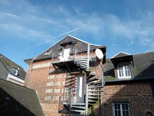 Appartement à louer 395 € 3 pièces 2 chambres 37 m² 3ème étage Doudeville 76560