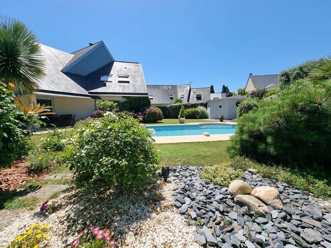 Maison 7 pièces 180 m² · à Avrillé · 180 m² · 799 000 €