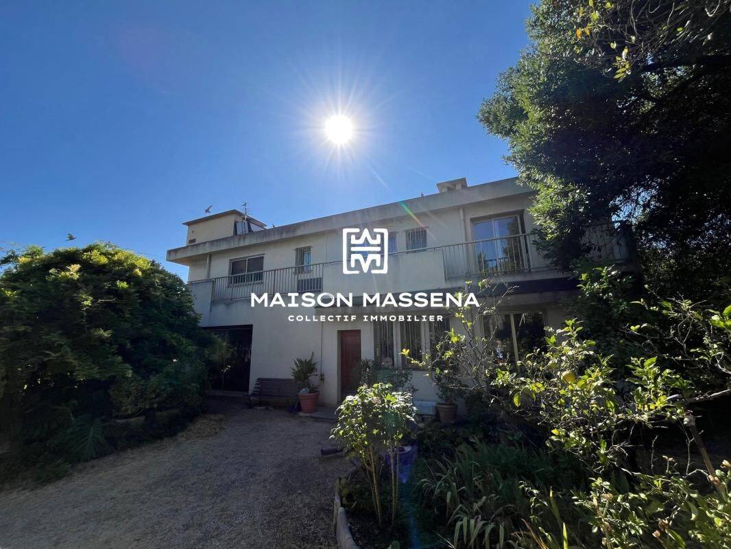 Maison 7 pièces 245 m² · à Nice · 245 m² · 2 400 000 €