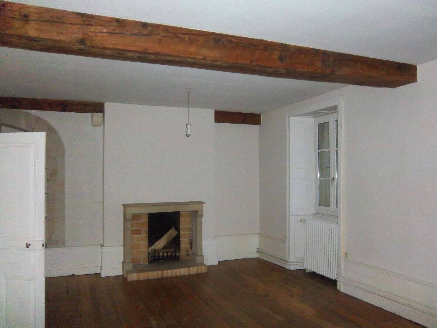 Appartement 4 pièces 133 m² · à Dole · 133,3 m² · 840 €