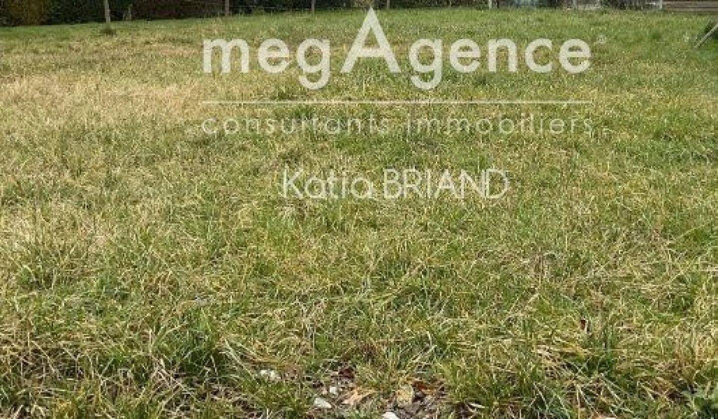 Terrain de 257 m² à Laval - photo 2
