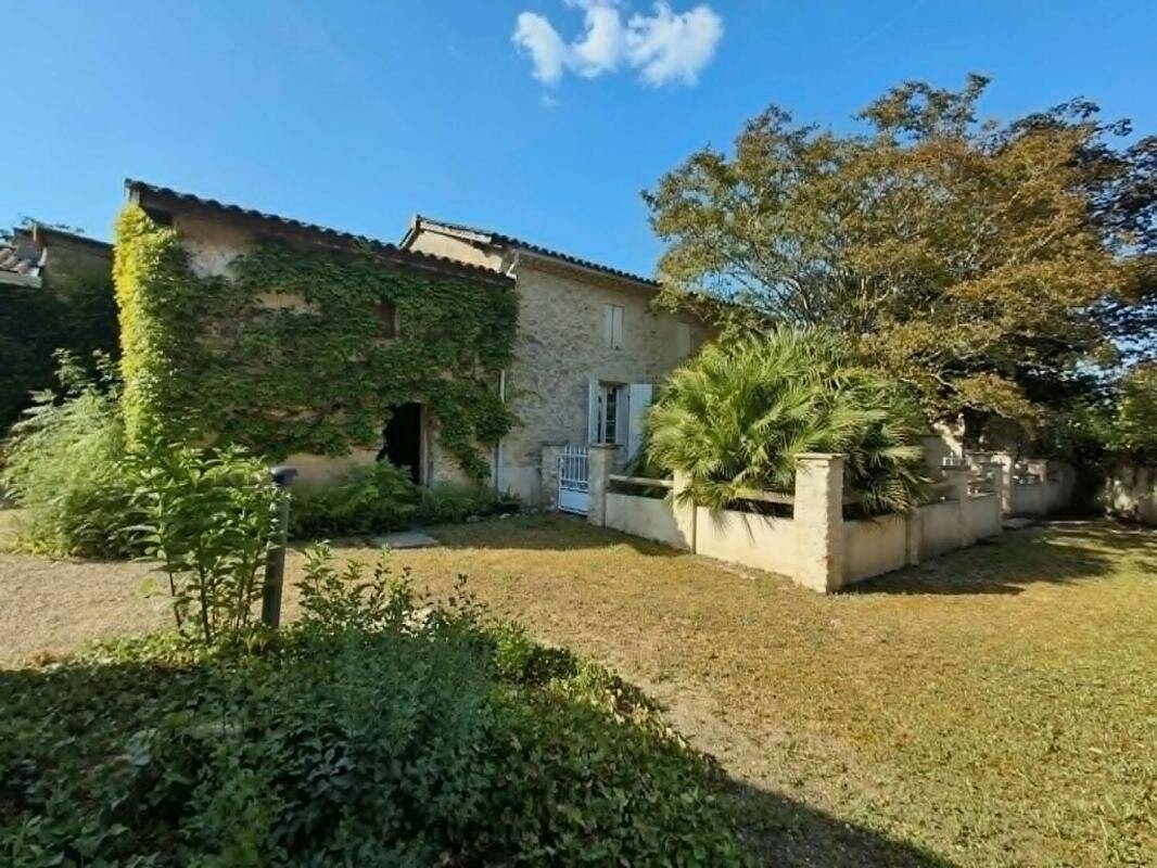 Maison 7 pièces 191 m² · à Générac · 191 m² · 178 990 €