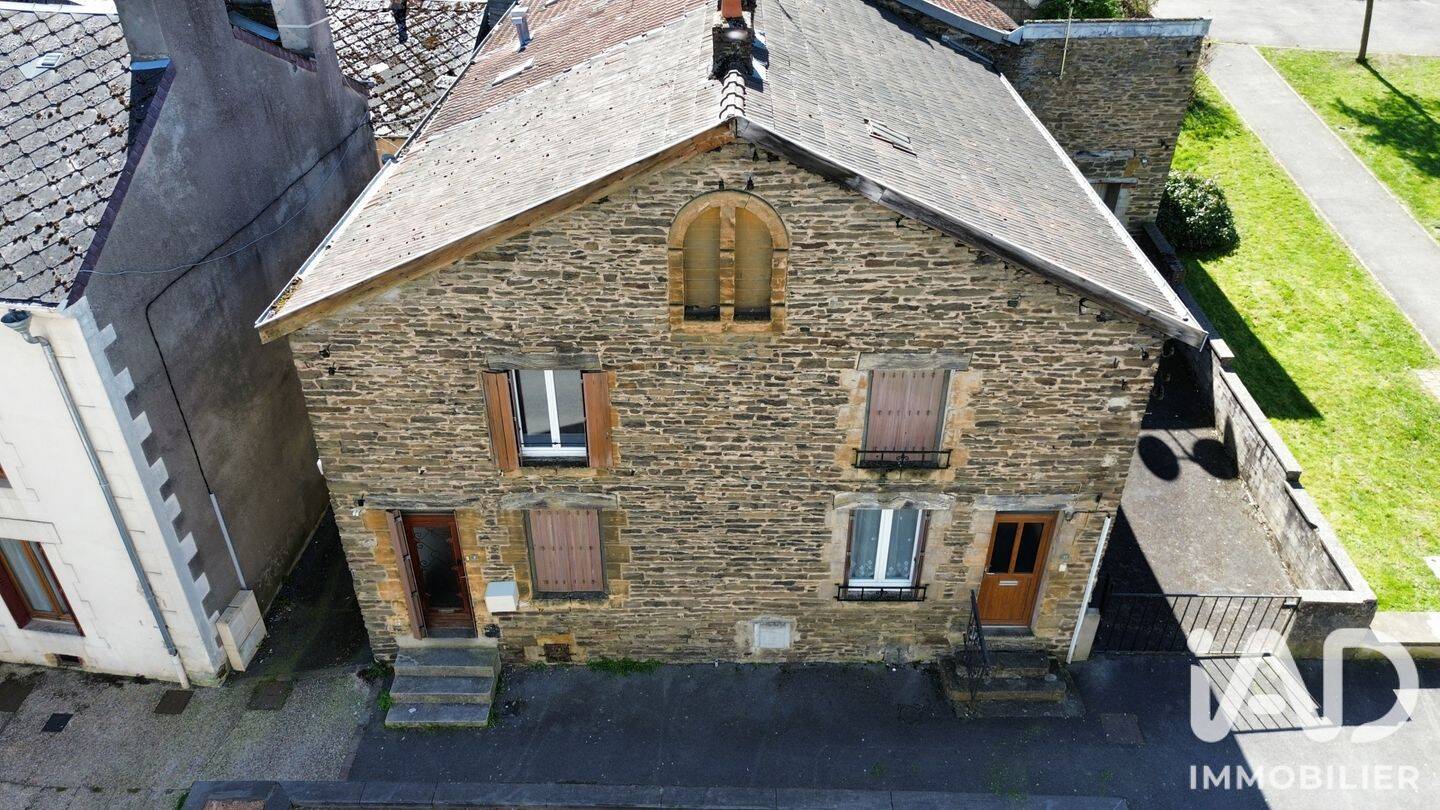 Maison 5 pièces 104 m² · à Bogny-sur-Meuse · 104 m² · 47 500 €