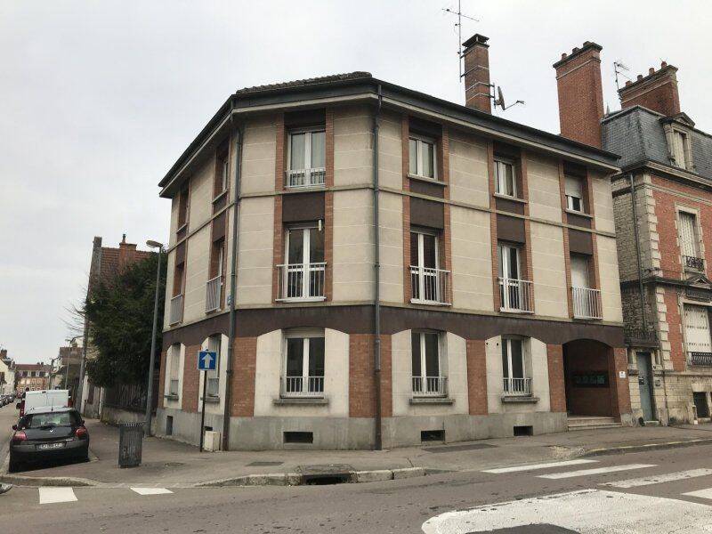 Appartement 4 pièces 77 m² · à Troyes · 77 m² · 780 €