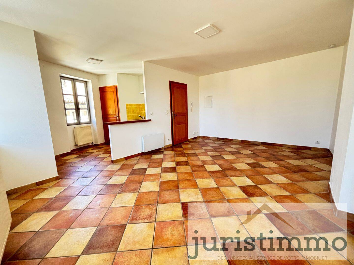 Appartement 2 pièces 49 m² · à Pont-Saint-Esprit · 49 m² · 60 000 €