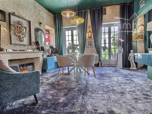 Appartement à vendre 234 000 € 4 pièces 2 chambres 93 m² Chinon 37500