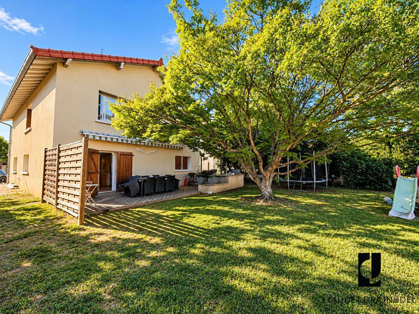 Maison 5 pièces 131 m² · à Saint-Léger-sur-Roanne · 130,9 m² · 198 000 €