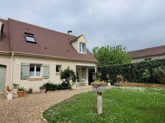 Maison à vendre 425 000 € 6 pièces 4 chambres 113 m² 420 m² de terrain Thoiry 78770