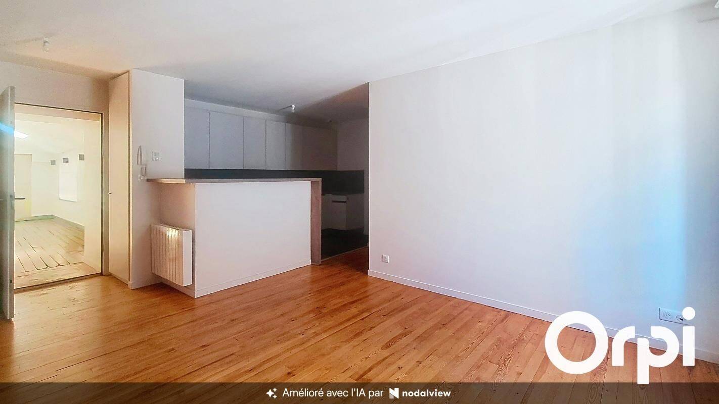 Appartement 3 pièces 57 m² · à Saint-Flour · 57,1 m² · 560 €/mois