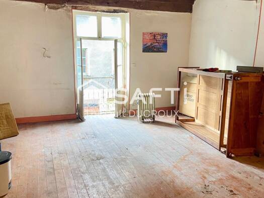 Maison à vendre 20 000 € 5 pièces 3 chambres 152 m² 93 m² de terrain Montcenis 71710