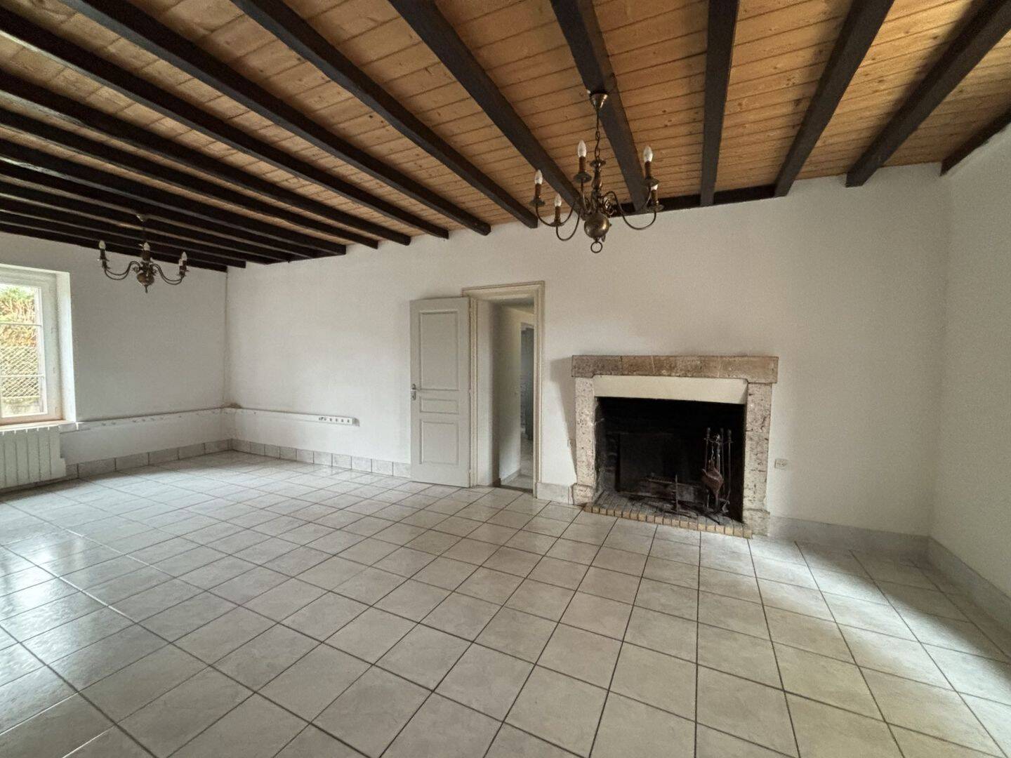 Maison 5 pièces 182 m² · à Chitenay · 182 m² · 232 000 €