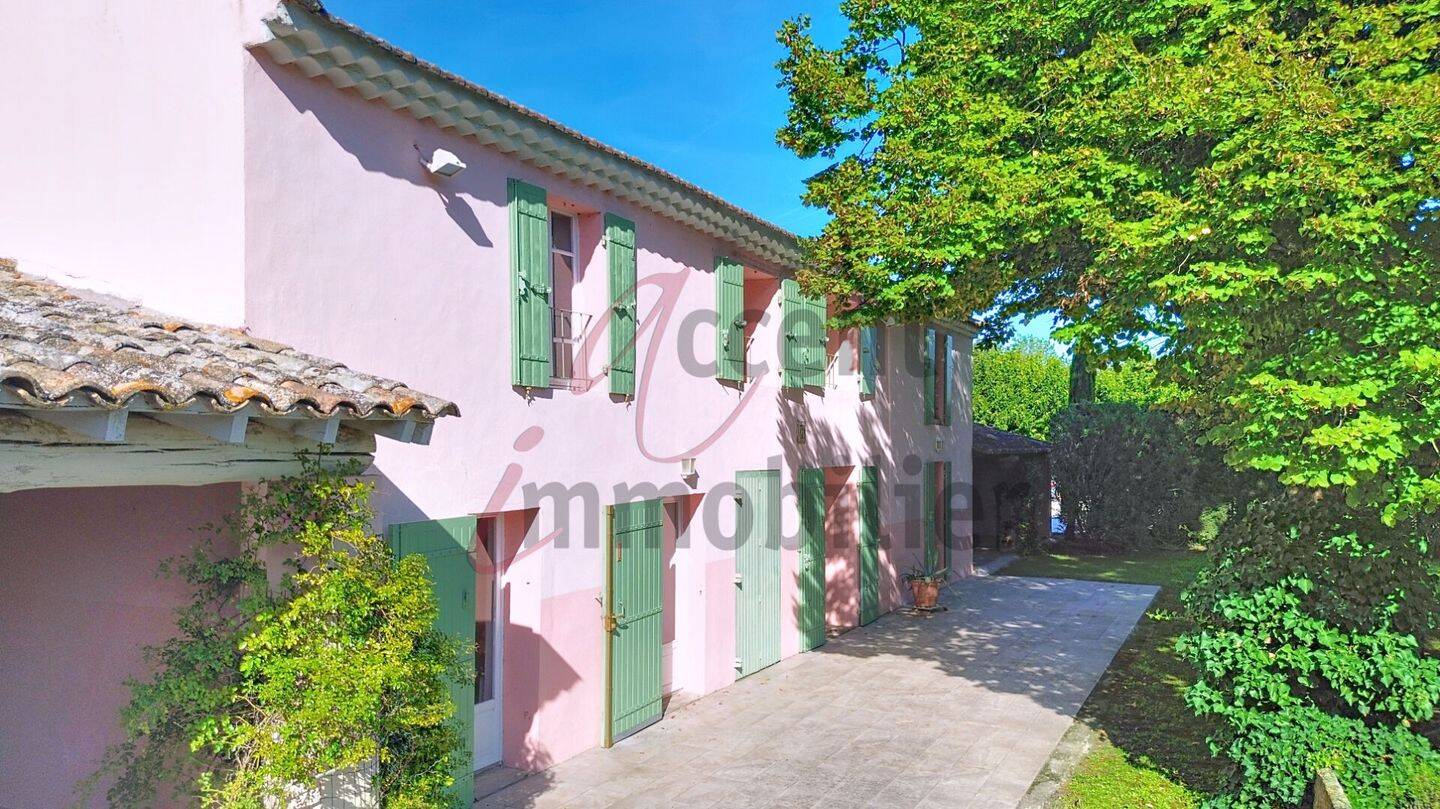 Maison 7 pièces 141 m² · à Noves · 141 m² · 649 000 €