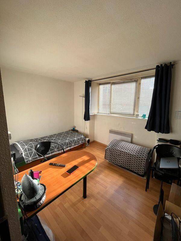 Appartement 1 pièce 22 m² · à Valenciennes · 22 m² · 390 €