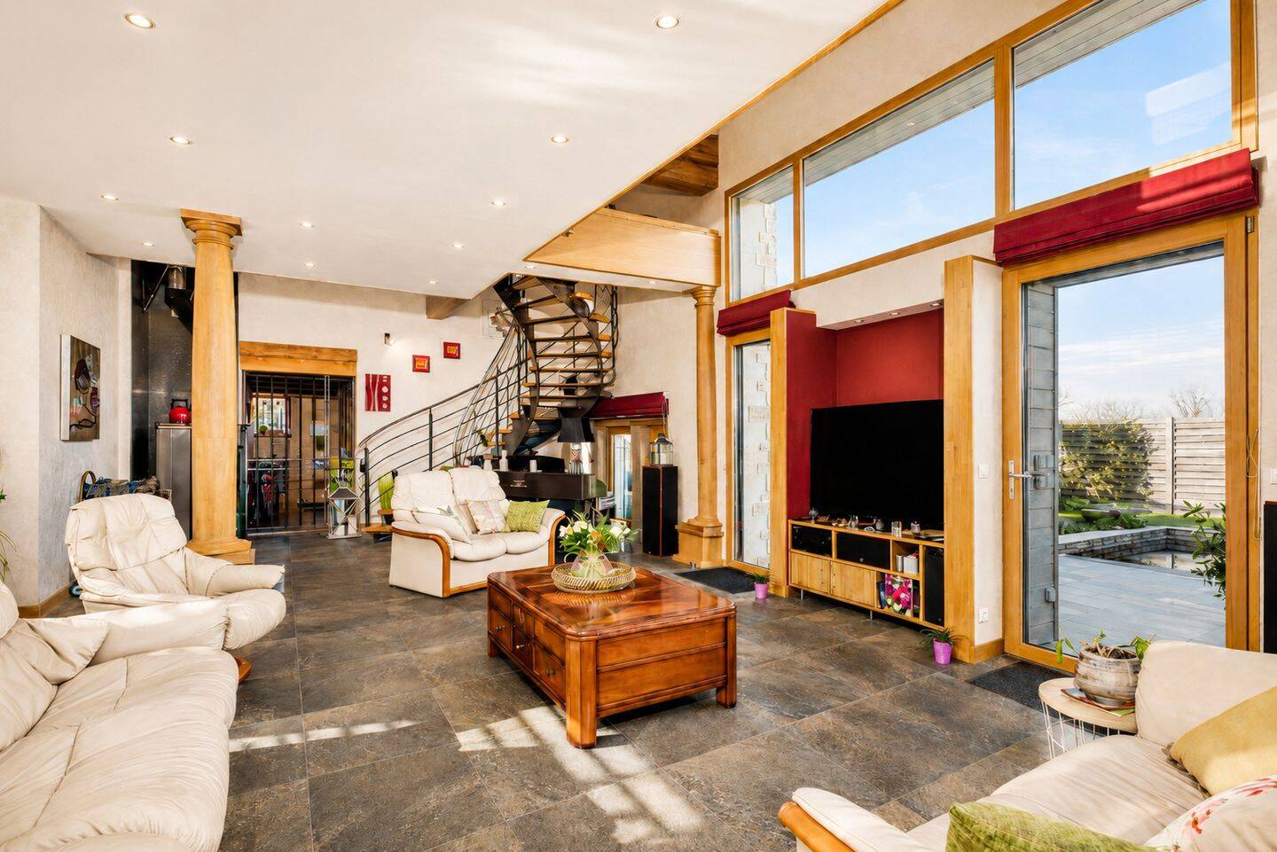 Maison 6 pièces 250 m² · à Beaune · 250 m² · 559 000 €